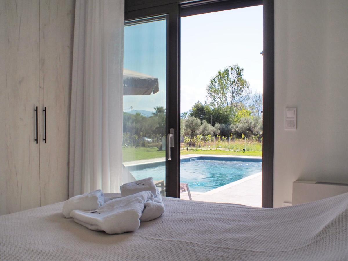 Nostos Luxury Villas With Private Pool In Нафпактос Экстерьер фото